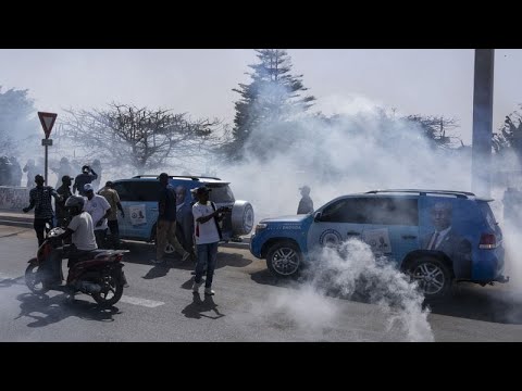 Le Sénégal sous le choc après le report de l'élection présidentielle, Africa News - Vidéo Le Senegal sous le choc apres le report de lelection