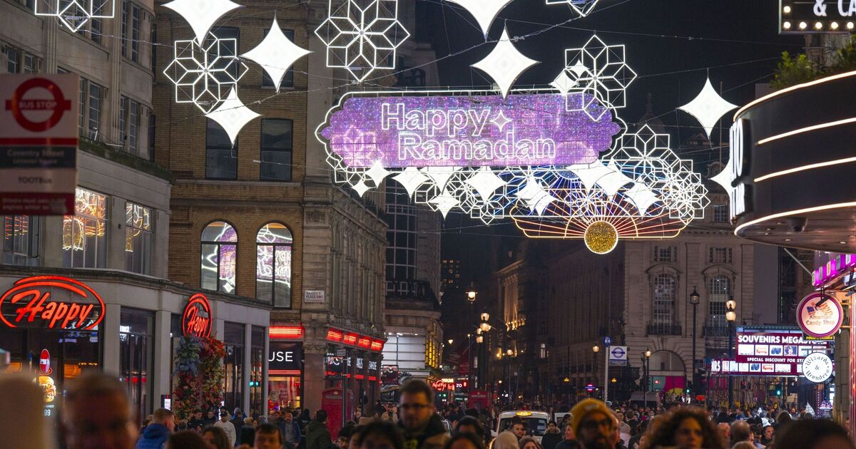 Ramadan lights to stay up in London over Easter weekend | UK | News 5291844