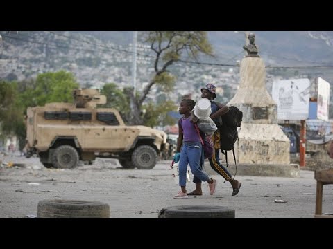 Kenya : l'opposant Ekuru Aukot bloque l'envoi de policiers à Haïti, Africa News - Vidéo Kenya lopposant Ekuru Aukot bloque lenvoi de policiers a