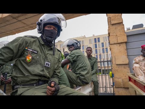 Le Burkina, le Mali et le Niger forment une "coalition" anti-djihadiste, Africa News - Vidéo Le Burkina le Mali et le Niger forment une coalition