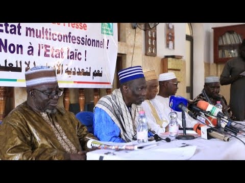 Mali : des imams rejettent le projet de nouvelle Constitution, Africa News - Vidéo Mali des imams rejettent le projet de nouvelle Constitution