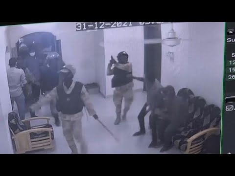 Soudan : la télévision Al-Arabiya attaquée par des militaires, Africa News - Vidéo Soudan la television Al Arabiya attaquee par des militaires Africa